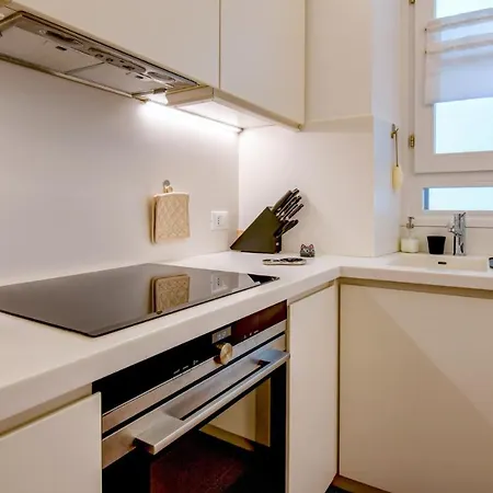 Appartement Glow - By Myhomeincomo *