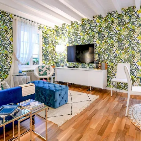 Glow - By Myhomeincomo * 科莫