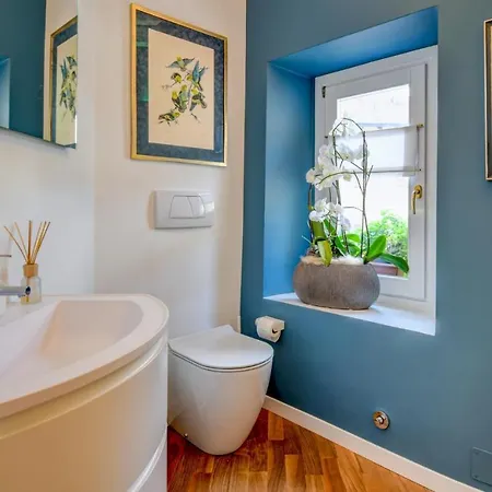 Glow - By Myhomeincomo